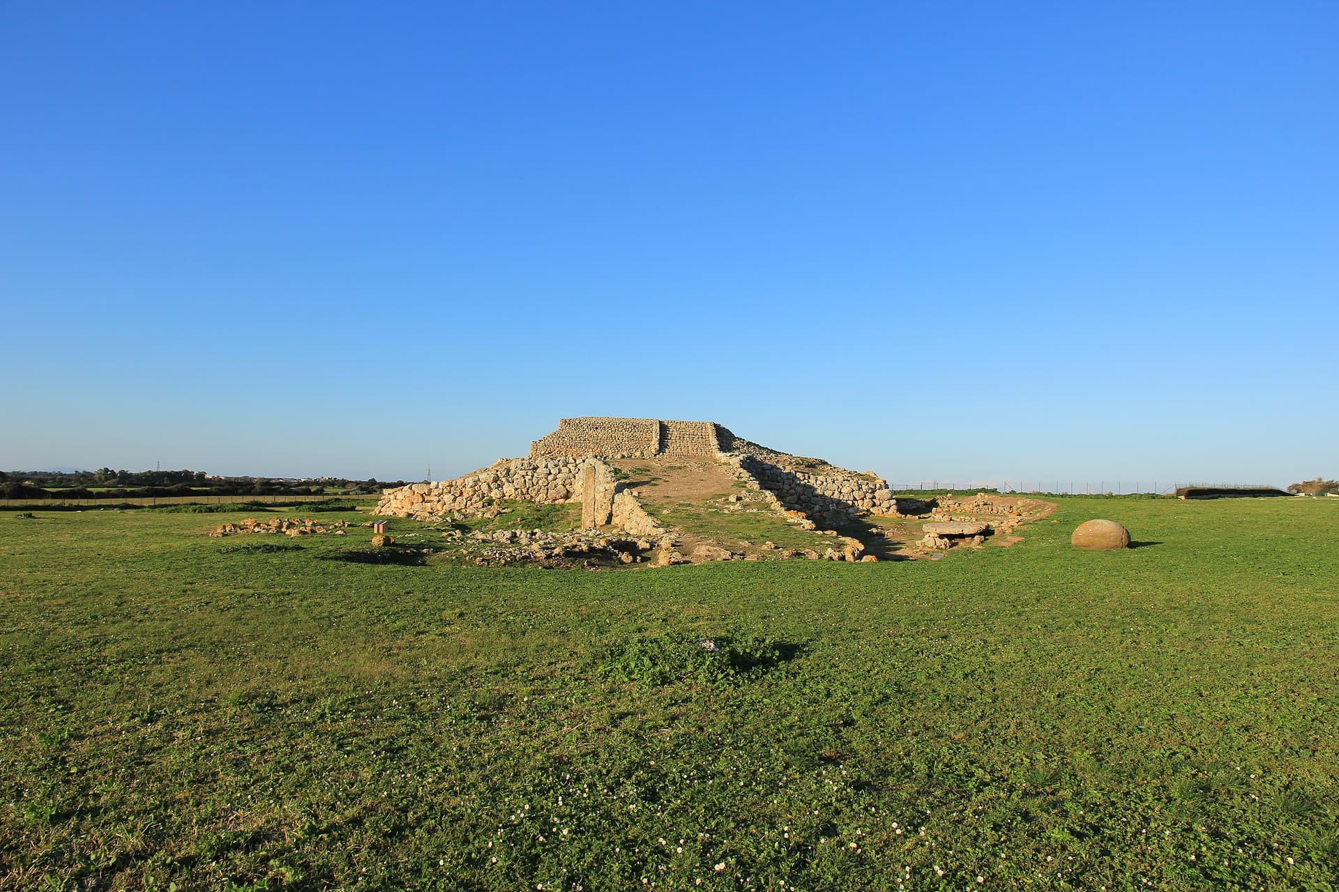 Altare prenuragico di Monte d’Accoddi