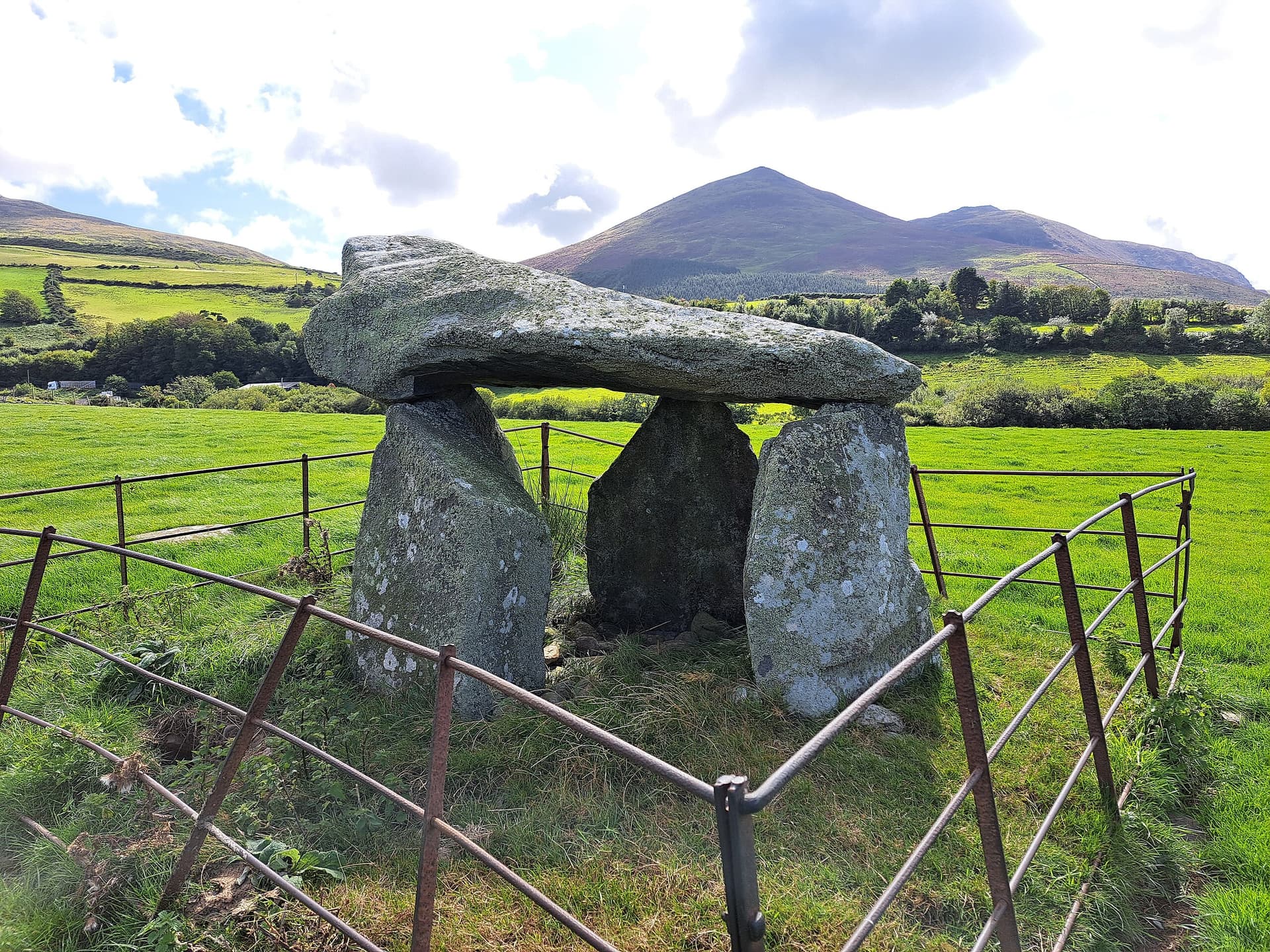 Clynnog Fawr Dolmen