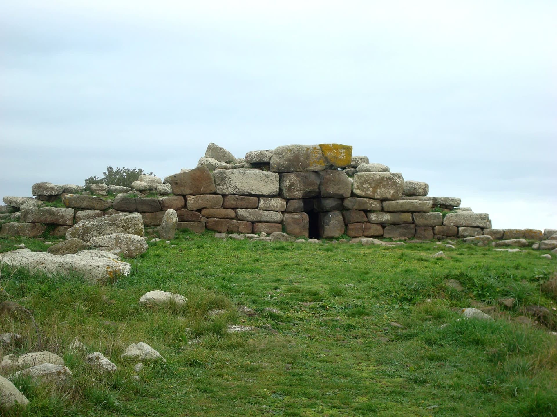 Giants' Grave of Sa Domu e s'Orcu