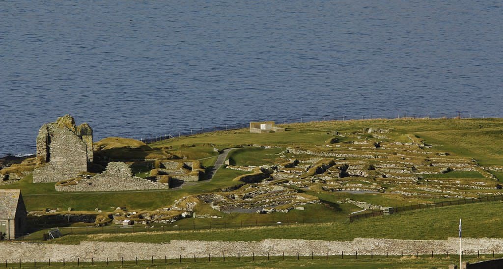 Jarlshof Prehistoric and Norse Settlement