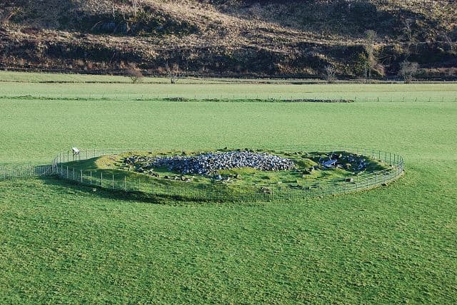 Nether Largie Mid Cairn