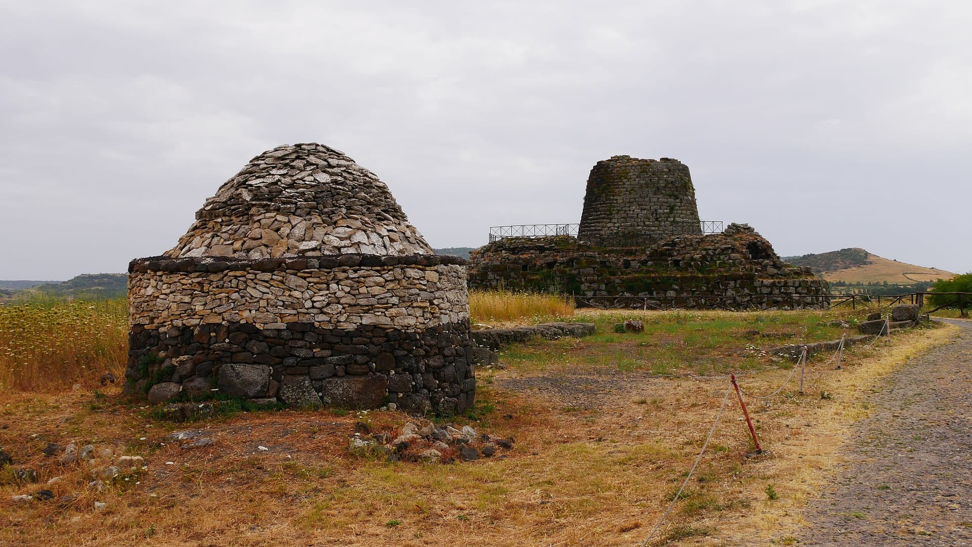 Nuraghe of Saint Constantine, Sa domo de su re (The house of the king)