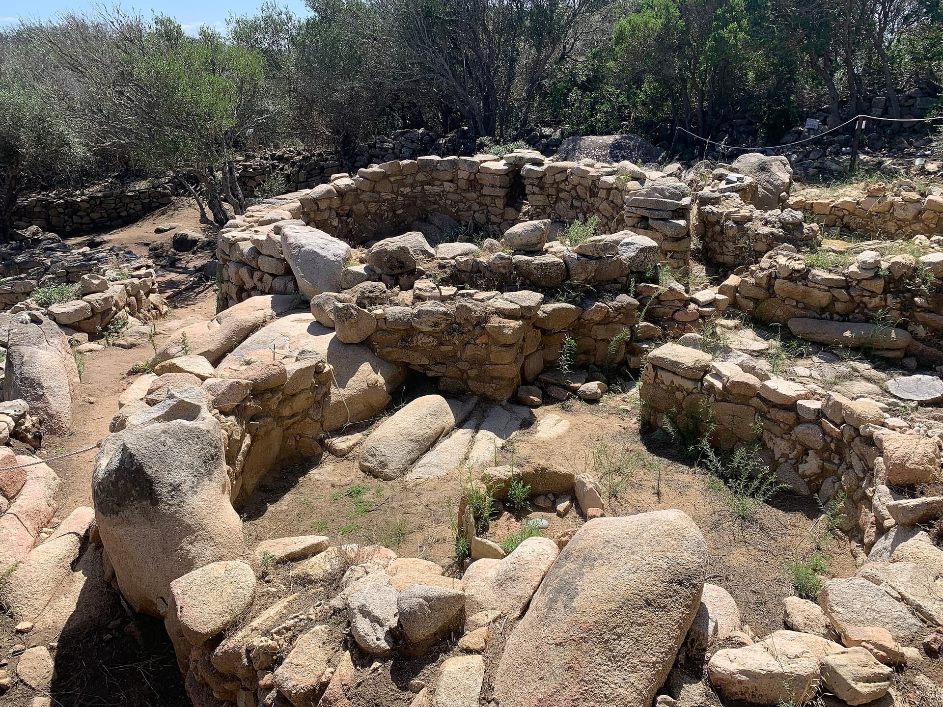 Sito Archeologico Lu Brandali - Mostra di Archeologia Nuragica