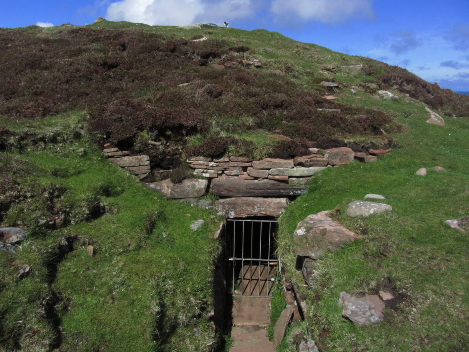 Vinquoy Chambered Cairn