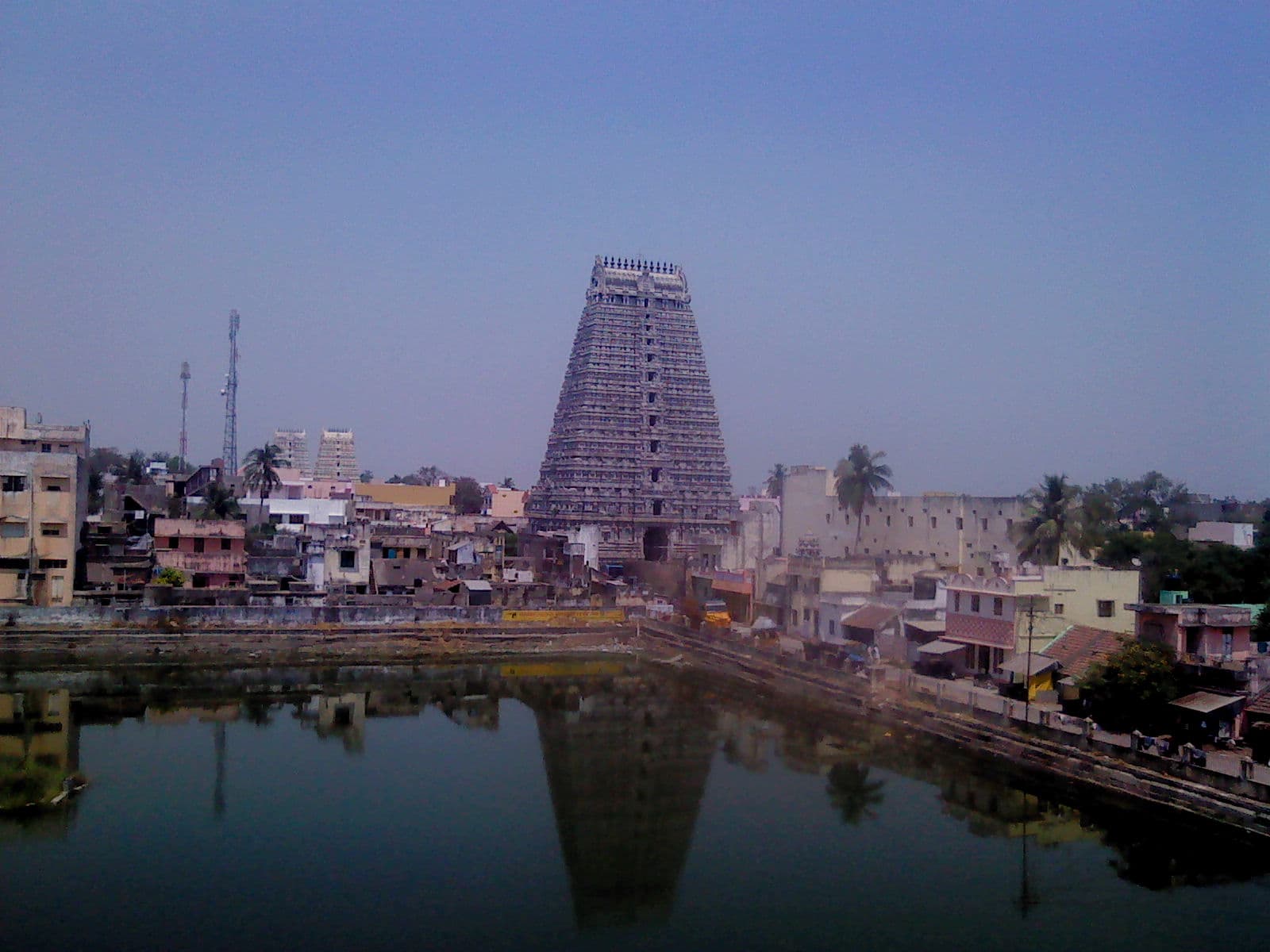Thirukkovilur Vishnu Temple - Ulagalantha Perumal Temple, Tirukoyilur, Tamil Nadu
