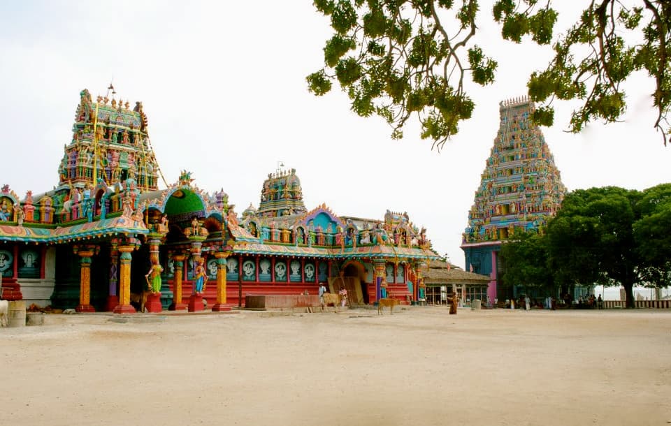 Sri Nagapooshani Amman Kovil